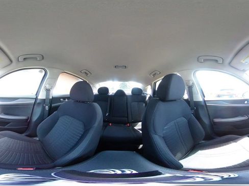 Used 2025 Kia K5 LXS FWD image 43