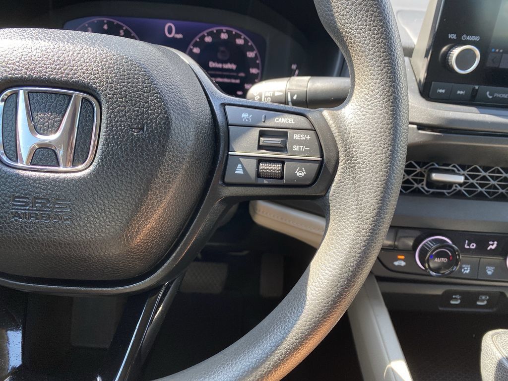 Used 2023 Honda Accord EX image 27