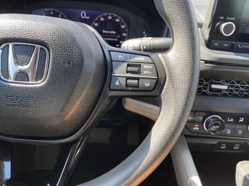 Used 2023 Honda Accord EX image 27