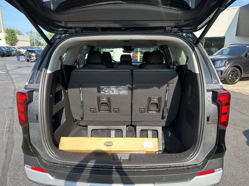 New 2026 Kia Carnival EX image 20