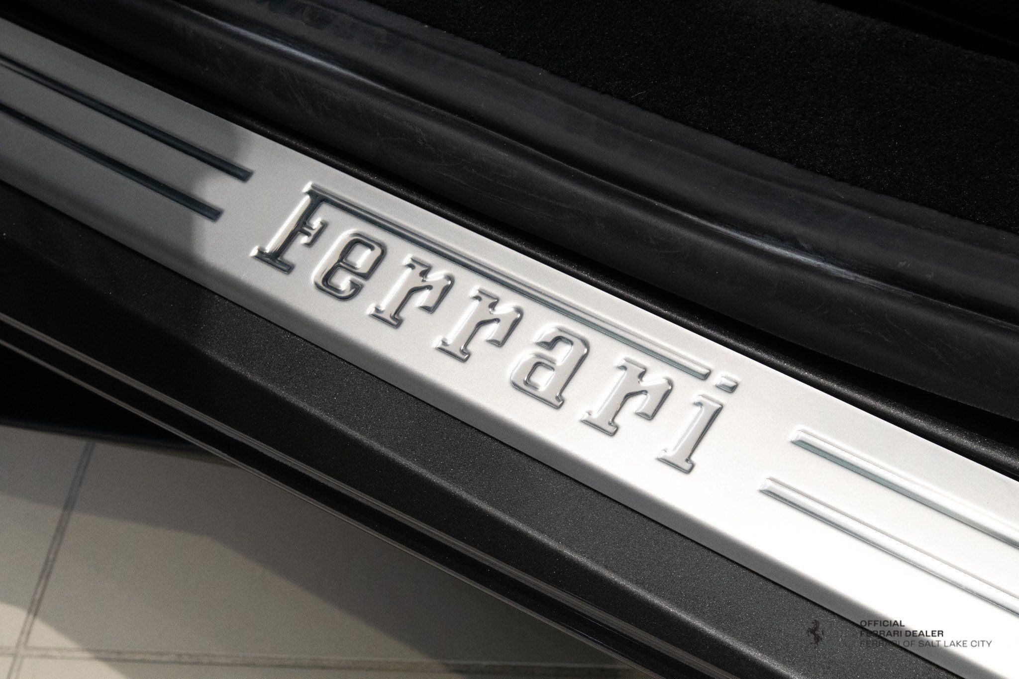Used 2022 Ferrari F8 Tributo RWD image 16