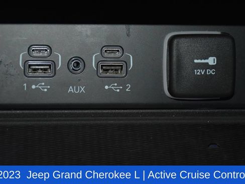 Used 2023 Jeep Grand Cherokee L Laredo AWD/4WD image 22