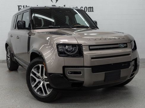 Used 2023 Land Rover Defender 110 X-Dynamic SE AWD/4WD image 7