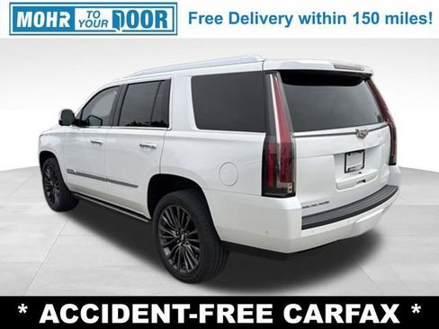 Used 2019 Cadillac Escalade Platinum AWD/4WD image 3