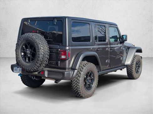 Used 2024 Jeep Wrangler Willys image 5