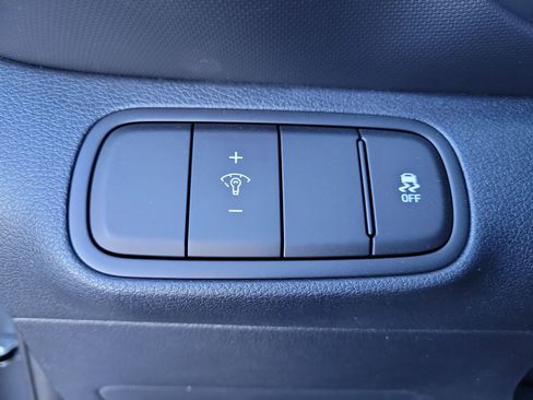 New 2026 Hyundai Venue SE FWD image 15