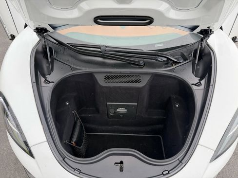 Used 2017 McLaren 570S image 45