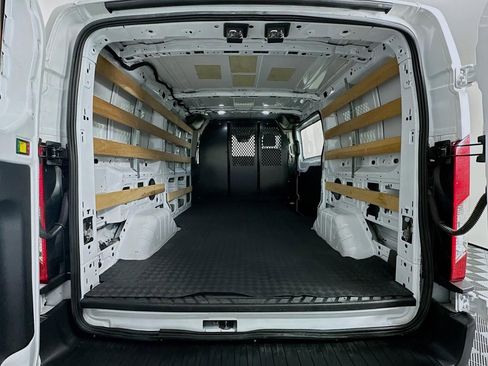 Used 2023 Ford Transit 250 Low Roof AWD w/ Exterior Upgrade Package image 19