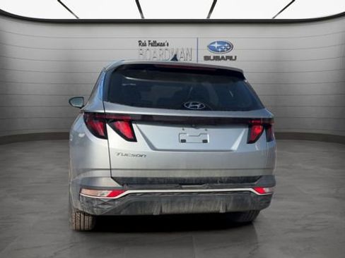 Used 2023 Hyundai Tucson SE image 4