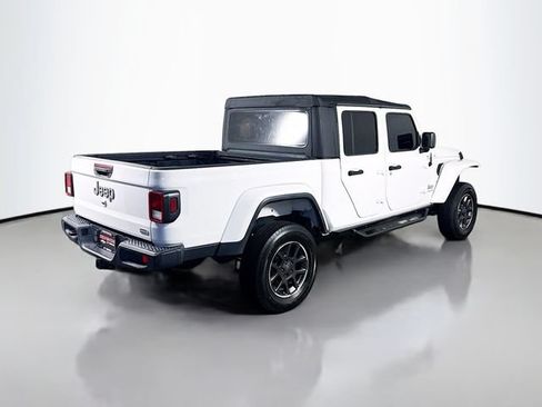 Used 2020 Jeep Gladiator Overland AWD/4WD image 6