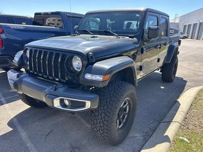 Used 2023 Jeep Gladiator Sport