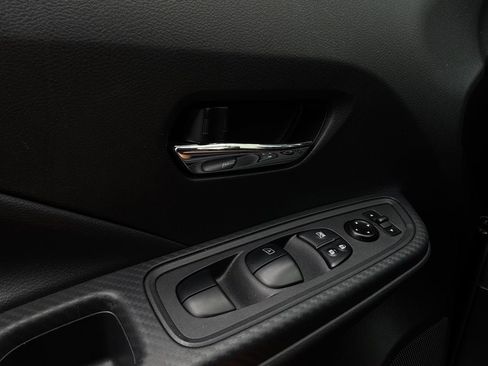 Used 2025 Nissan Versa SV FWD image 20