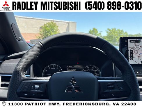 New 2026 Mitsubishi Outlander LE AWD/4WD image 6