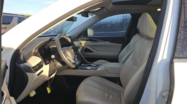 Used 2023 INFINITI QX60 Luxe w/ Cargo Package AWD/4WD image 8