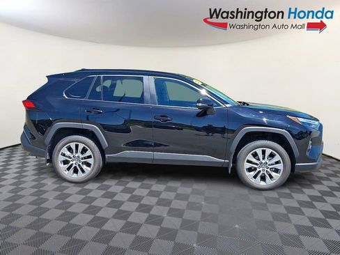 Used 2025 Toyota RAV4 XLE Premium AWD/4WD image 7