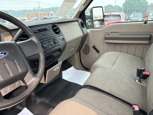 Used 2010 Ford F250 XLT AWD/4WD image 8