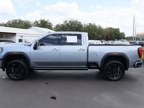 Certified 2025 GMC Sierra 2500 Denali w/ Denali Reserve Package AWD/4WD image 6