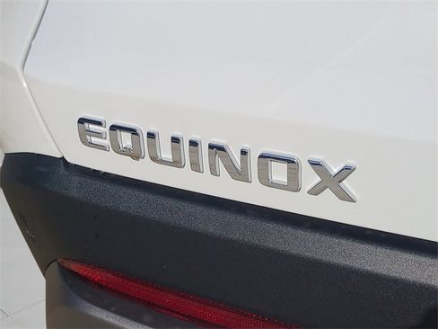 New 2026 Chevrolet Equinox LT image 33