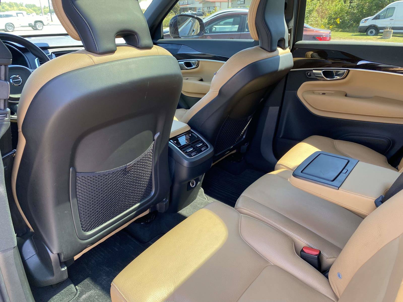 Used 2019 Volvo XC90 T6 Momentum AWD/4WD image 15