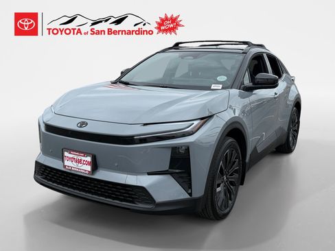 New 2026 Toyota C-HR image 1