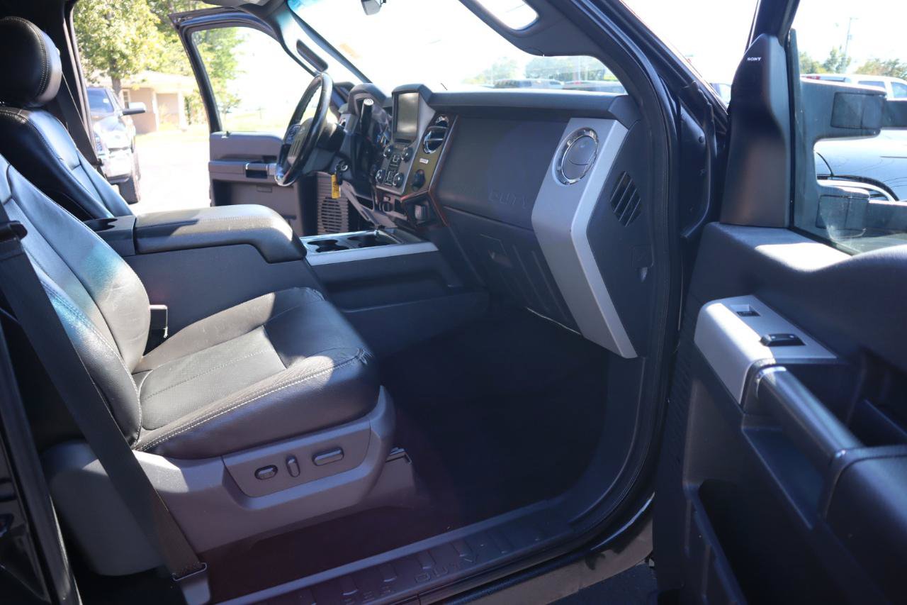 Used 2015 Ford F250 Lariat w/ Lariat Ultimate Package AWD/4WD image 17