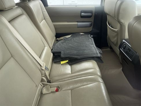 Used 2014 Toyota Sequoia Limited image 11