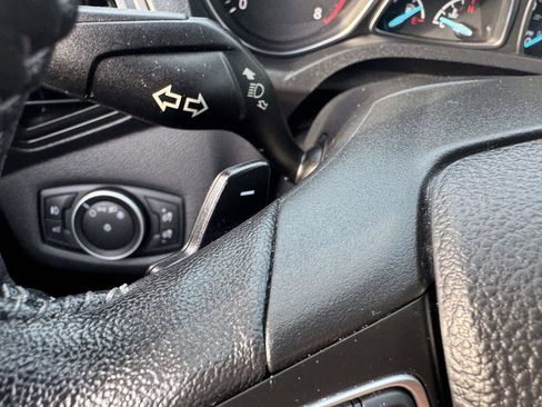 Used 2018 Ford Escape SE w/ SE Sport Appearance Package image 36