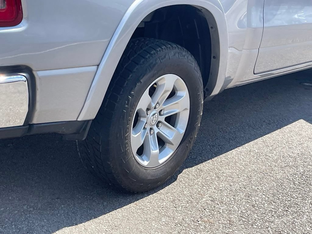 Used 2022 RAM 1500 Laramie AWD/4WD image 7