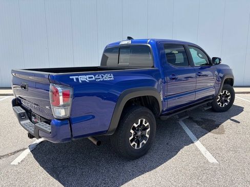 Used 2023 Toyota Tacoma TRD Off-Road w/ TRD Premium Off Road Package AWD/4WD image 6