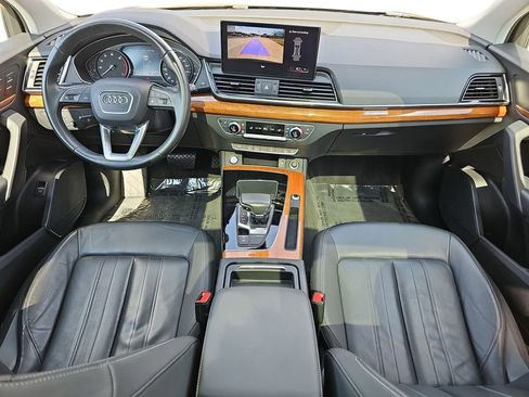 Used 2021 Audi Q5 2.0T Premium w/ Convenience Package image 10