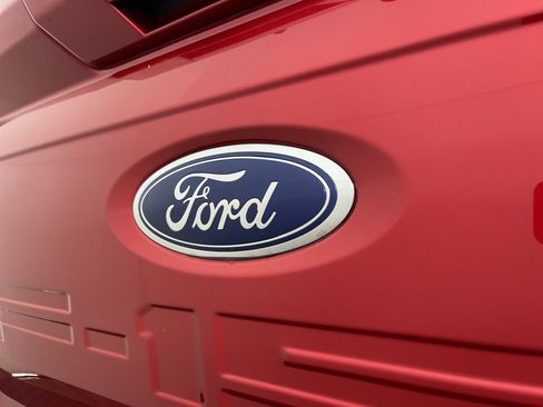 Used 2022 Ford F150 XLT w/ Equipment Group 302A High image 9