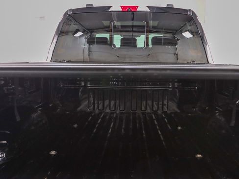 Used 2024 Ford F250 Platinum image 32