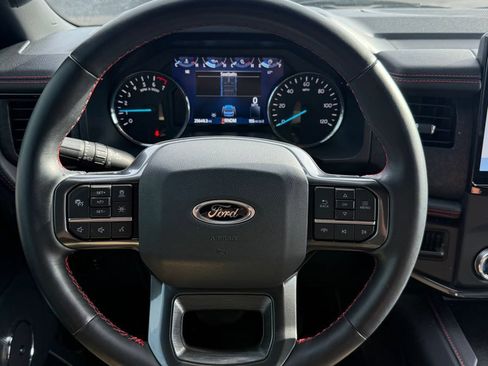 Used 2022 Ford Expedition Max Limited AWD/4WD image 14