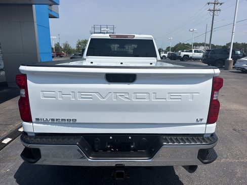 Used 2026 Chevrolet Silverado 2500 LT AWD/4WD image 4