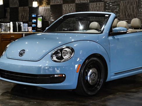 Used 2014 Volkswagen Beetle 1.8T FWD image 10