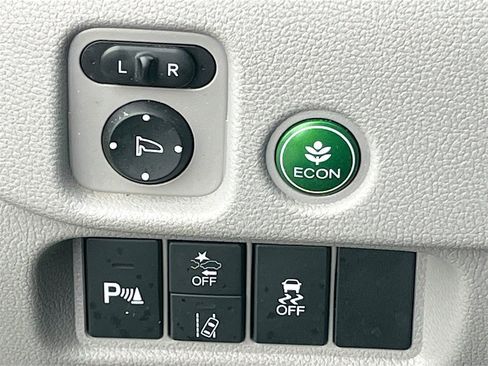 Used 2021 Honda Pilot Touring image 10