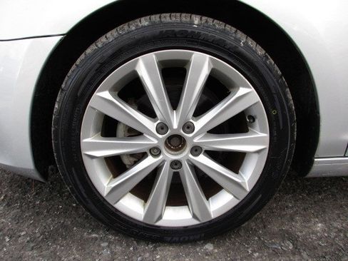 Used 2012 Volkswagen Golf TDI image 14