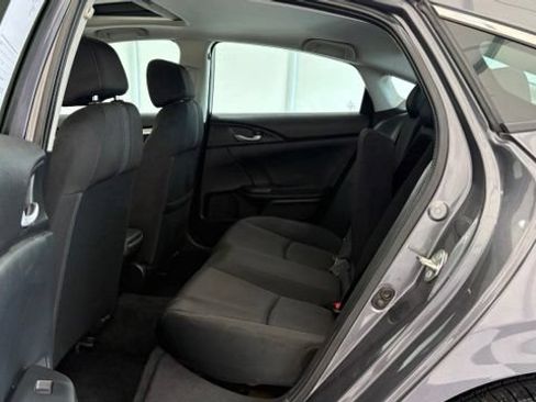 Used 2018 Honda Civic EX image 19