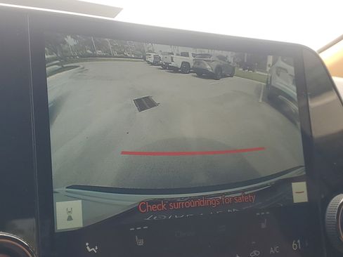 Used 2024 Lexus NX 250 FWD w/ Towing Package (2000 Lbs) image 32