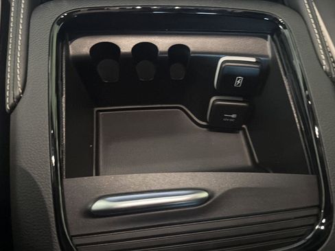 New 2026 Chrysler Pacifica Limited image 26