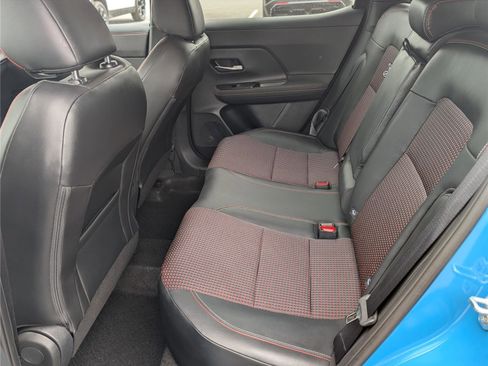 Used 2025 Nissan Kicks SR AWD/4WD image 14