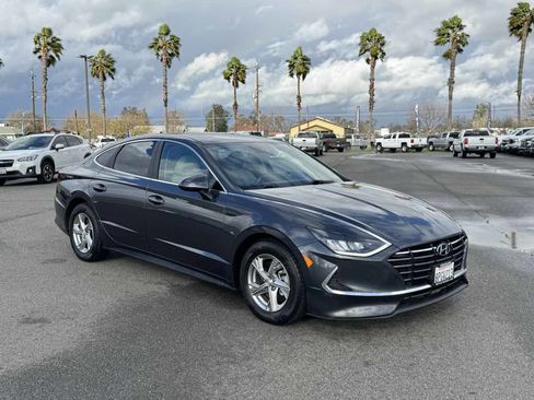 Used 2020 Hyundai Sonata SE image 2
