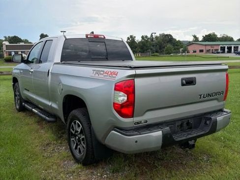 Used 2020 Toyota Tundra Limited w/ Limited Premium Package AWD/4WD image 8