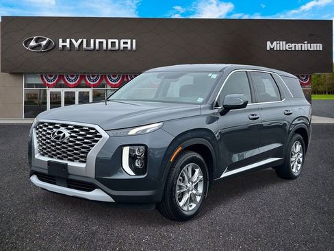 Certified 2022 Hyundai Palisade SE image 2