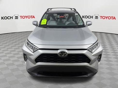 Used 2020 Toyota RAV4 XLE Premium image 2