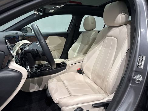 Used 2022 Mercedes-Benz A 220 4MATIC image 14