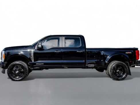 Used 2023 Ford F350 XL w/ XL Chrome Package image 10