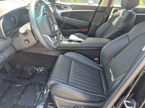 Used 2026 Genesis G70 2.5T Prestige RWD image 10