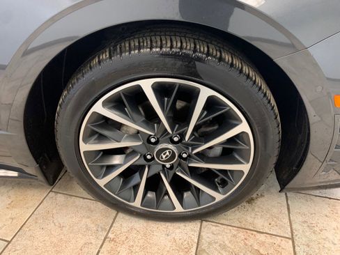 Used 2023 Hyundai Sonata Limited image 9