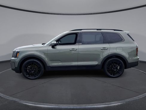 Used 2025 Kia Telluride EX X-Line AWD/4WD image 9